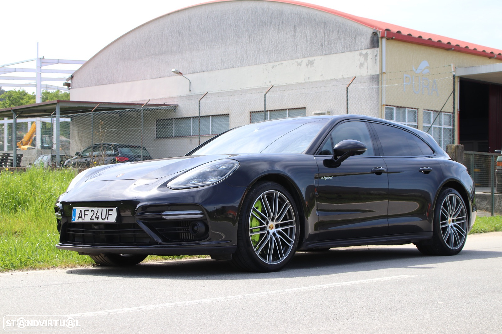 Porsche Panamera Sport Turismo Turbo S E-Hybrid - 24