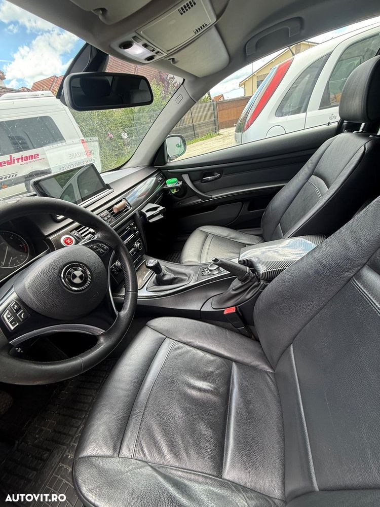 BMW Seria 3 320d - 5