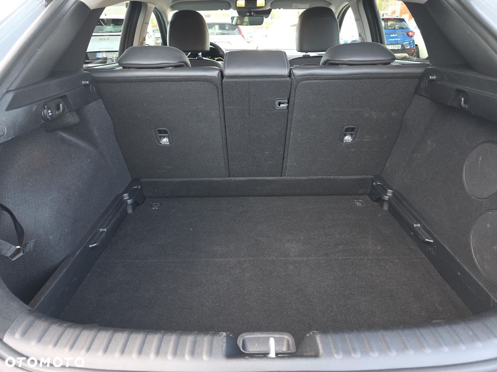 Kia XCeed 1.5 T-GDI Business Line DCT - 17