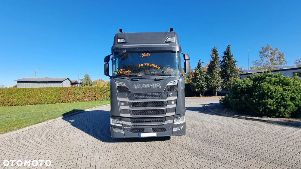 Scania S