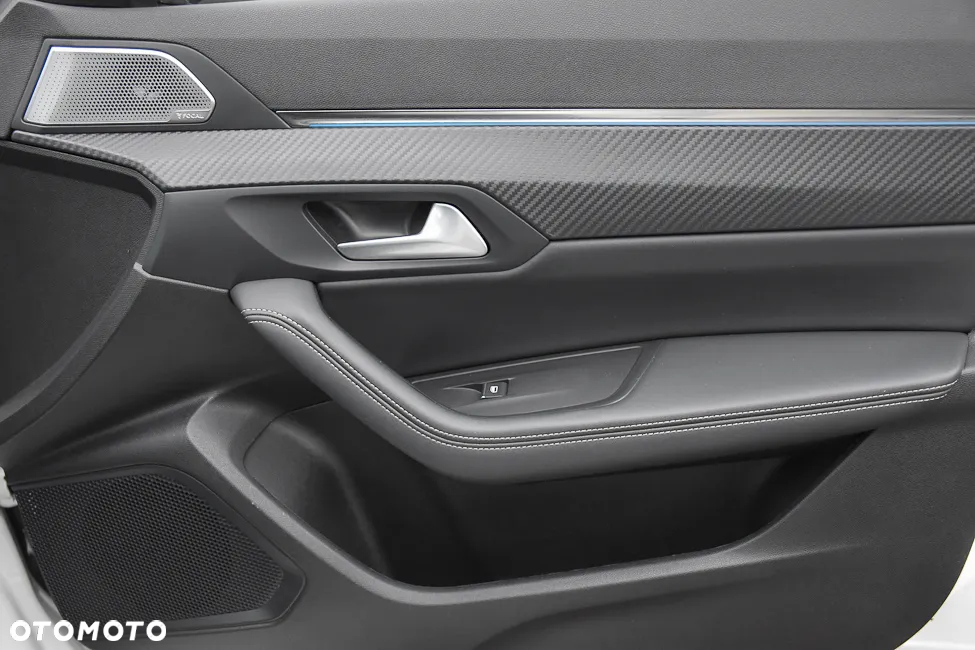 Peugeot 508 Plug-In Hybrid 225 e-EAT8 GT Pack - 23