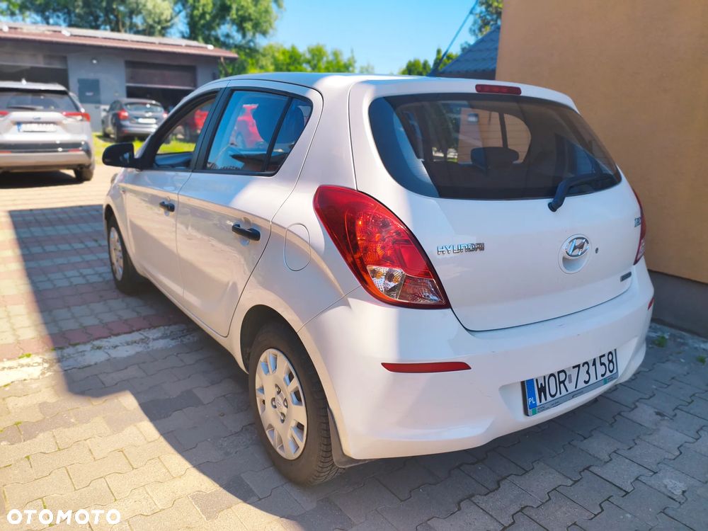 Hyundai i20 1.1 CRDi Classic + - 4