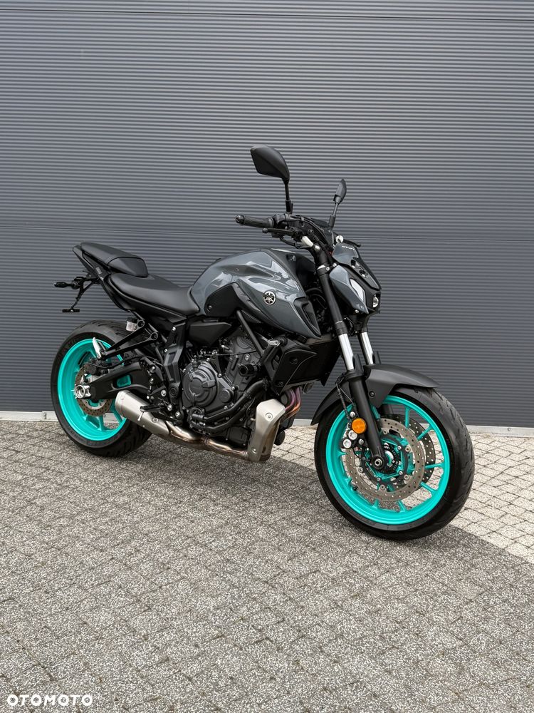 Yamaha MT - 2