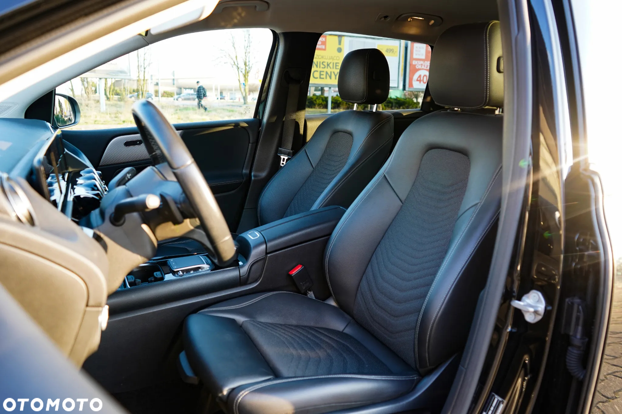 Mercedes-Benz Klasa B 250 e PHEV 8G-DCT - 30