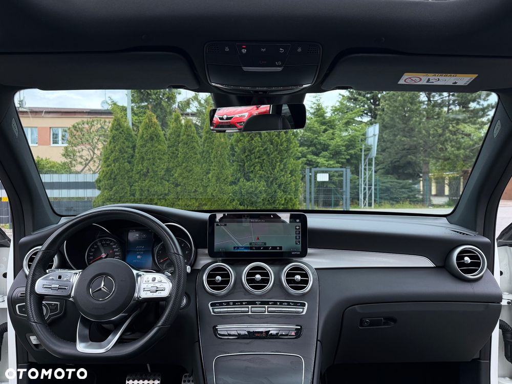 Mercedes-Benz GLC 300 de 4Matic 9G-TRONIC AMG Line - 25