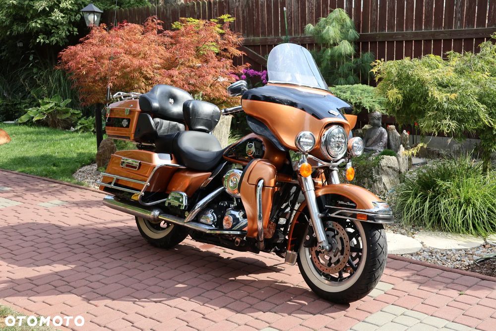 Harley-Davidson FLHS Electra Glide - 1