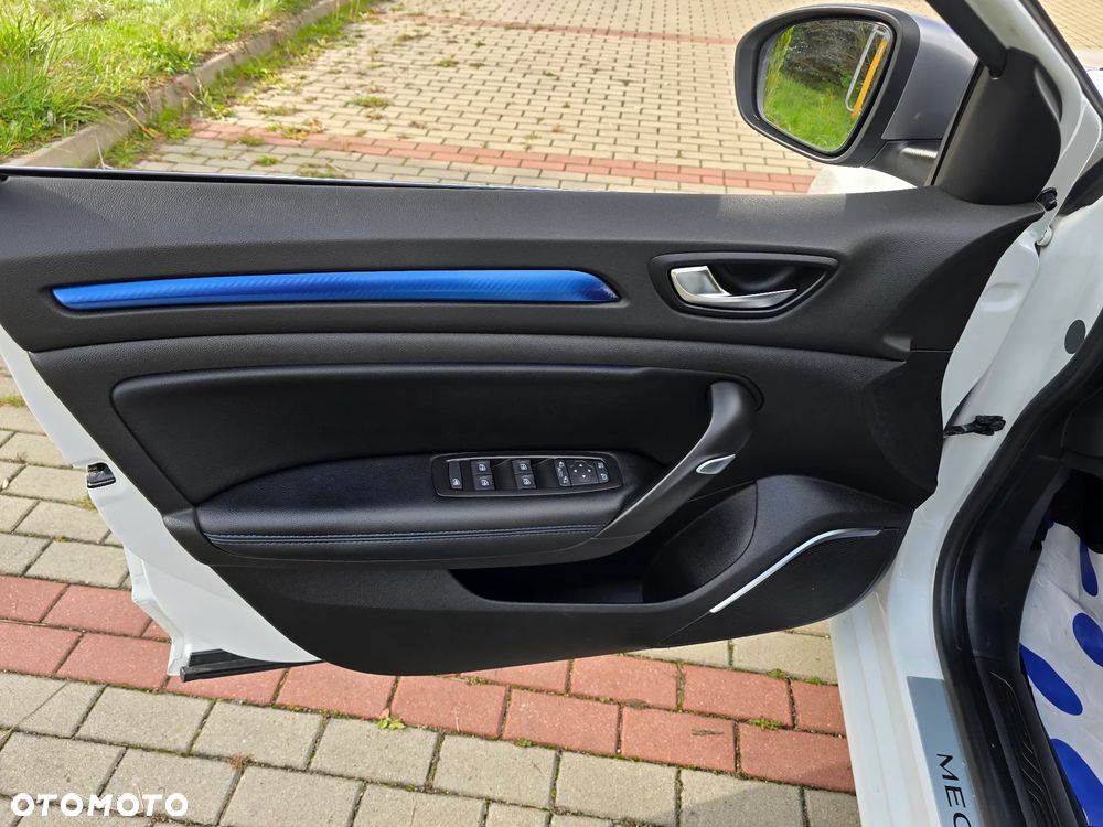 Renault Megane ENERGY TCe 130 GT LINE - 18