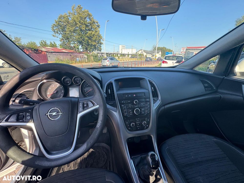 Opel Astra 1.6 CDTI ECOTEC ECOFlex Start/Stop Enjoy - 4