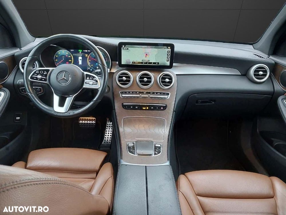 Mercedes-Benz GLC 300 de 4Matic 9G-TRONIC AMG Line - 12
