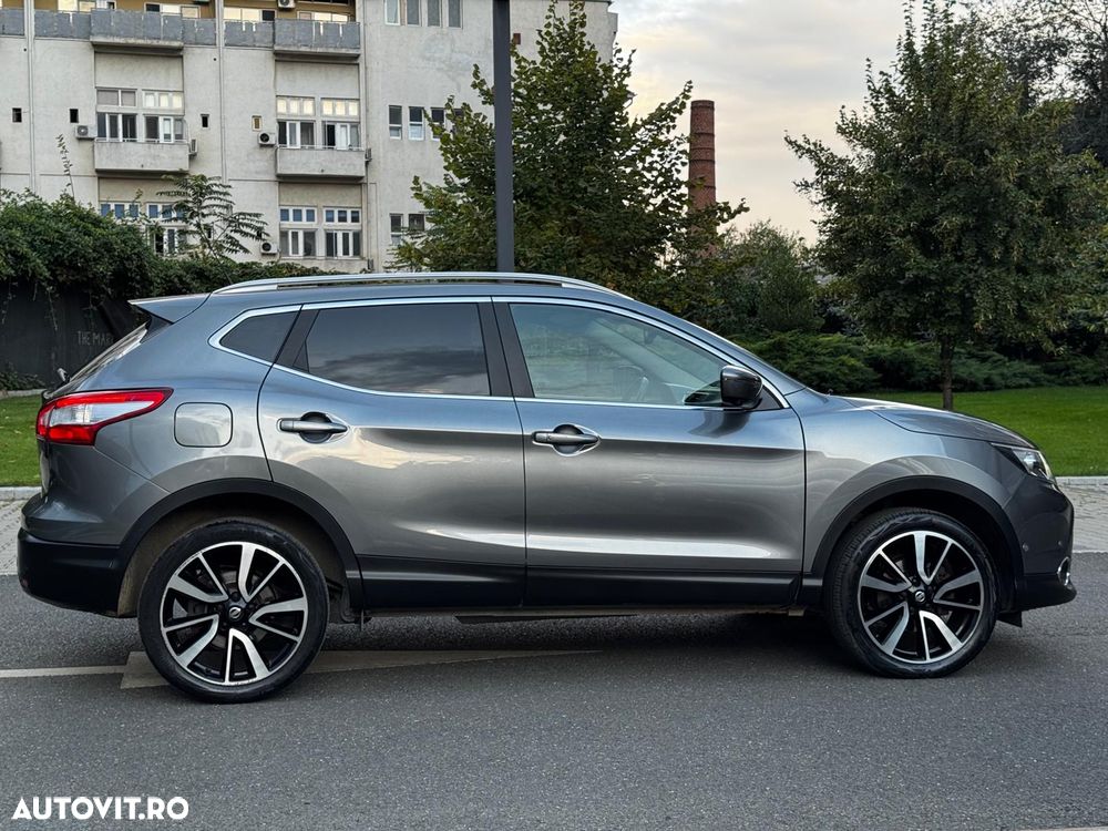 Nissan Qashqai 1.6 DCI TEKNA - 25