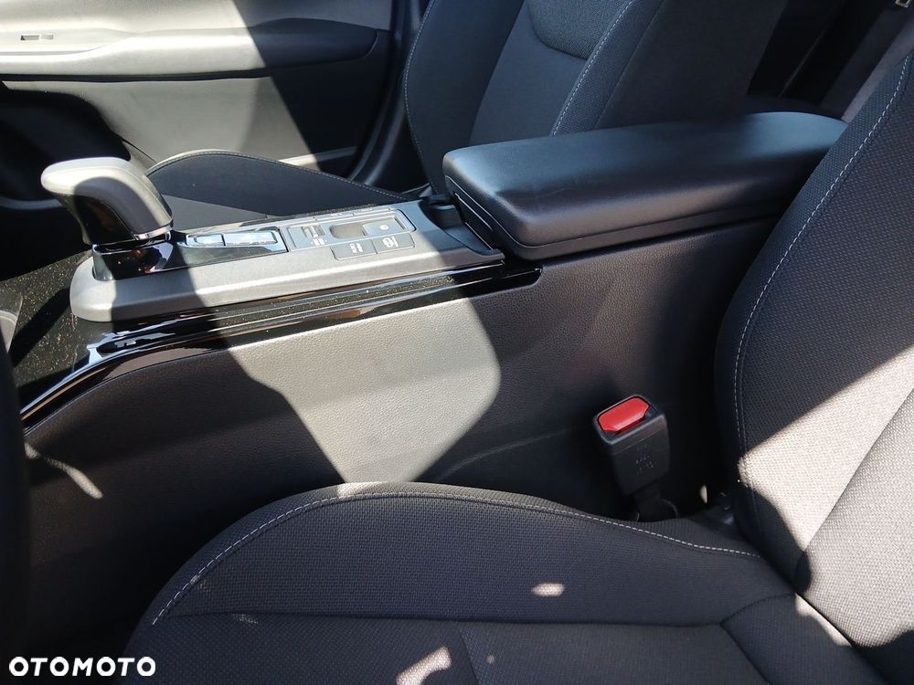 Toyota Prius - 37