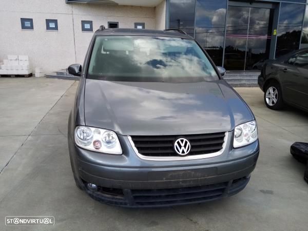 Para peças VOLKSWAGEN Touran (1T) - 1