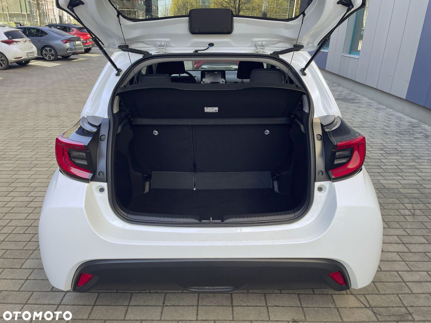 Toyota Yaris - 11