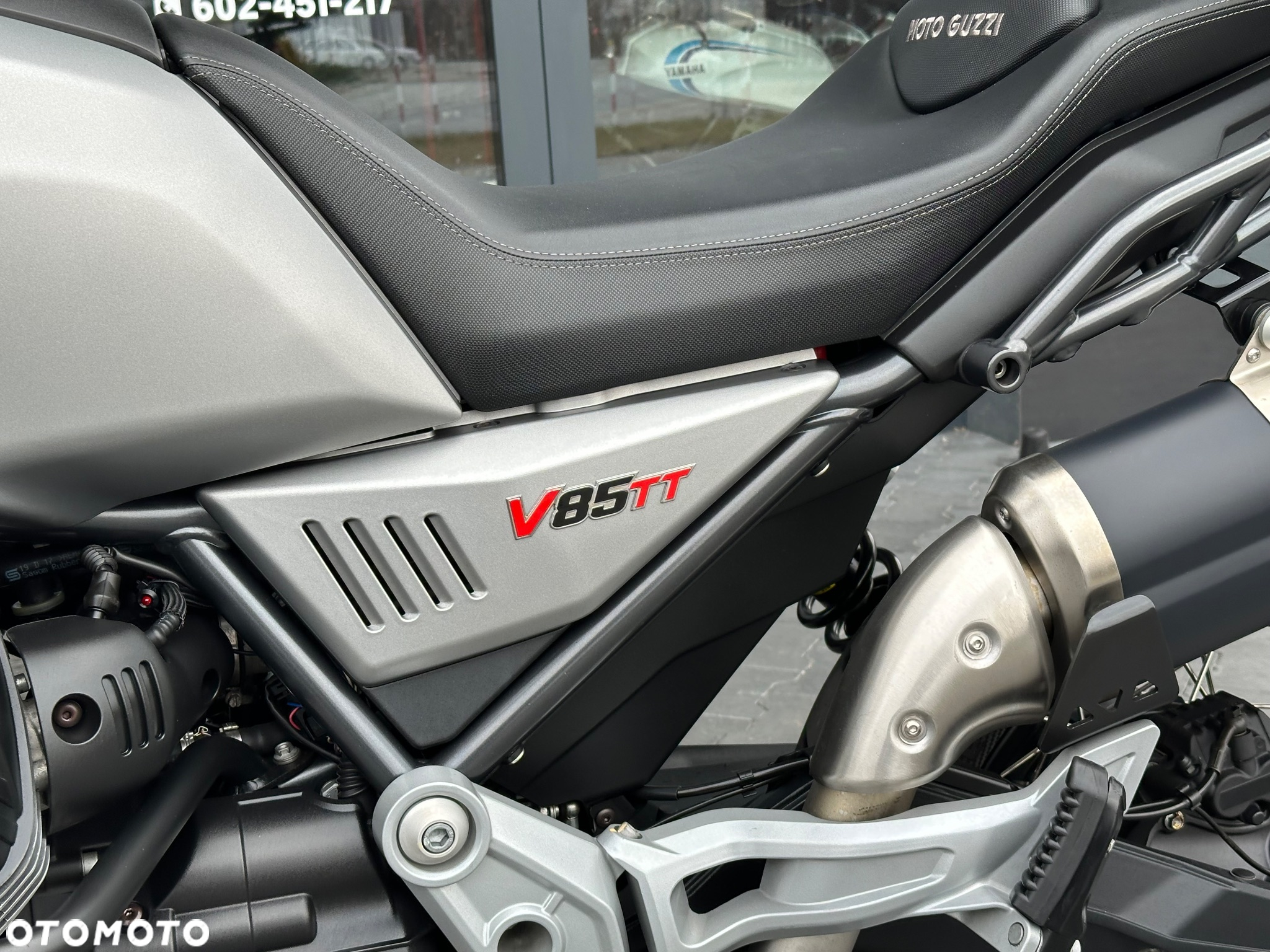 Moto Guzzi V85 - 33