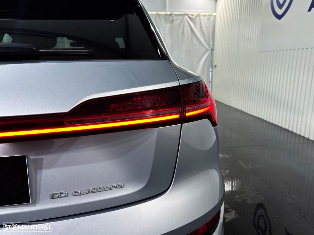 Audi e-tron 50 quattro S line - 56