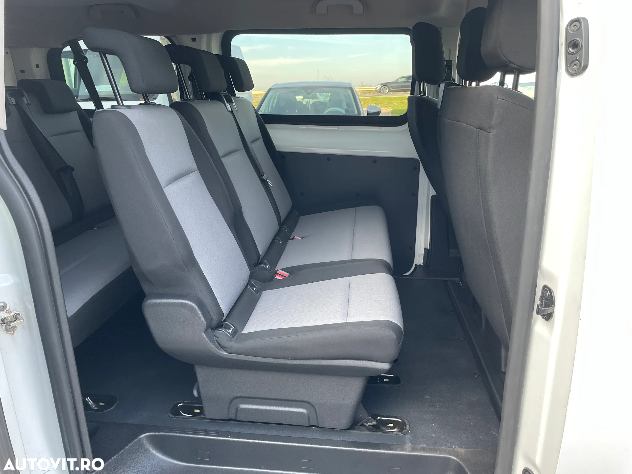 Peugeot Expert - 11