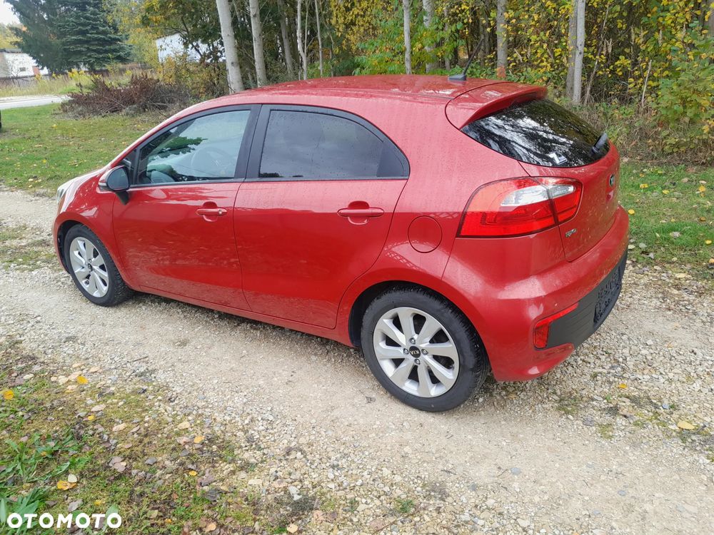 Kia Rio - 7