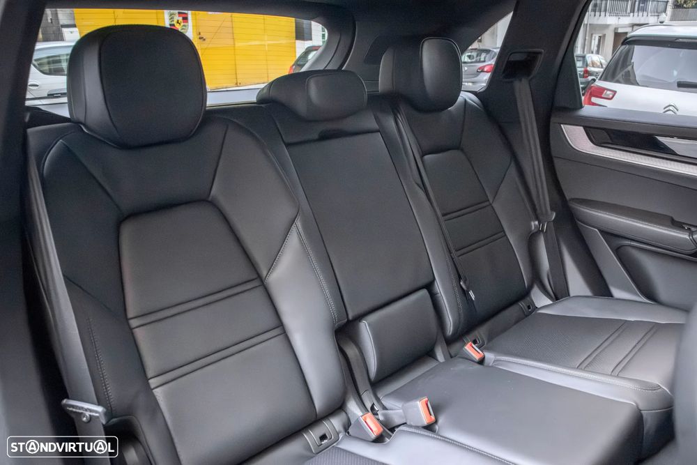 Porsche Cayenne E-Hybrid - 38