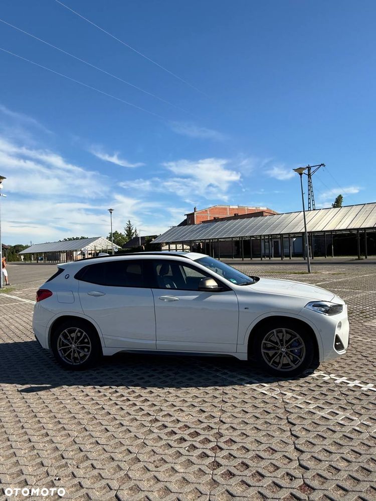 BMW X2 M35i Edition GoldPlay - 3