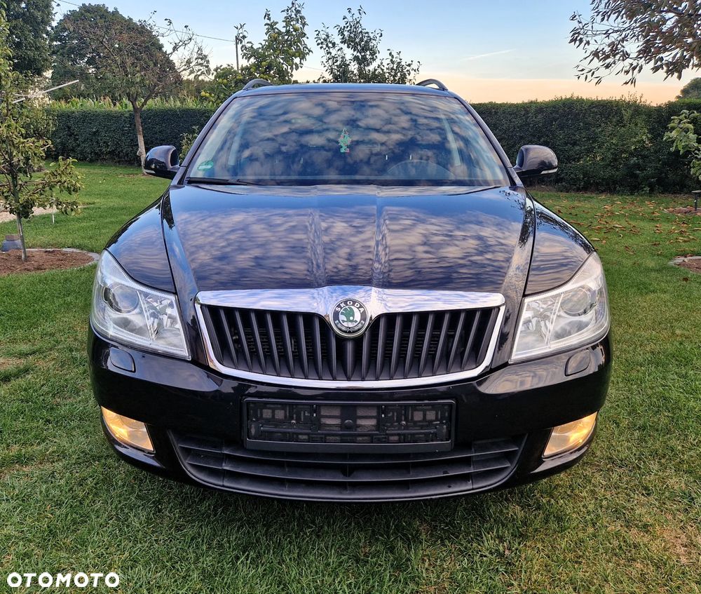 Skoda Octavia 2.0 TDI DPF Elegance DSG - 9