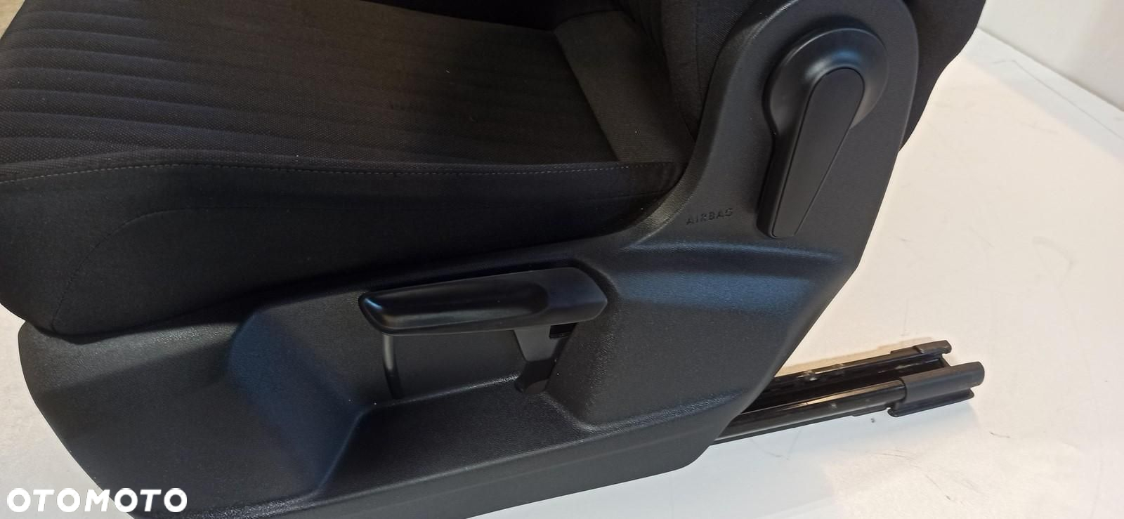 VW TIGUAN ALLSPACE FOTELE KANAPA 7 OSÓB - 10