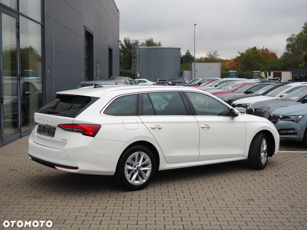 Skoda Octavia 2026 photo 4