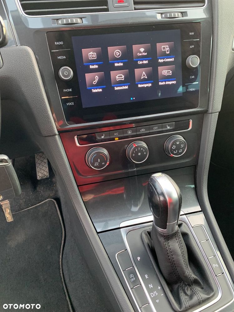 Volkswagen Golf 1.6 TDI SCR DSG Join - 12