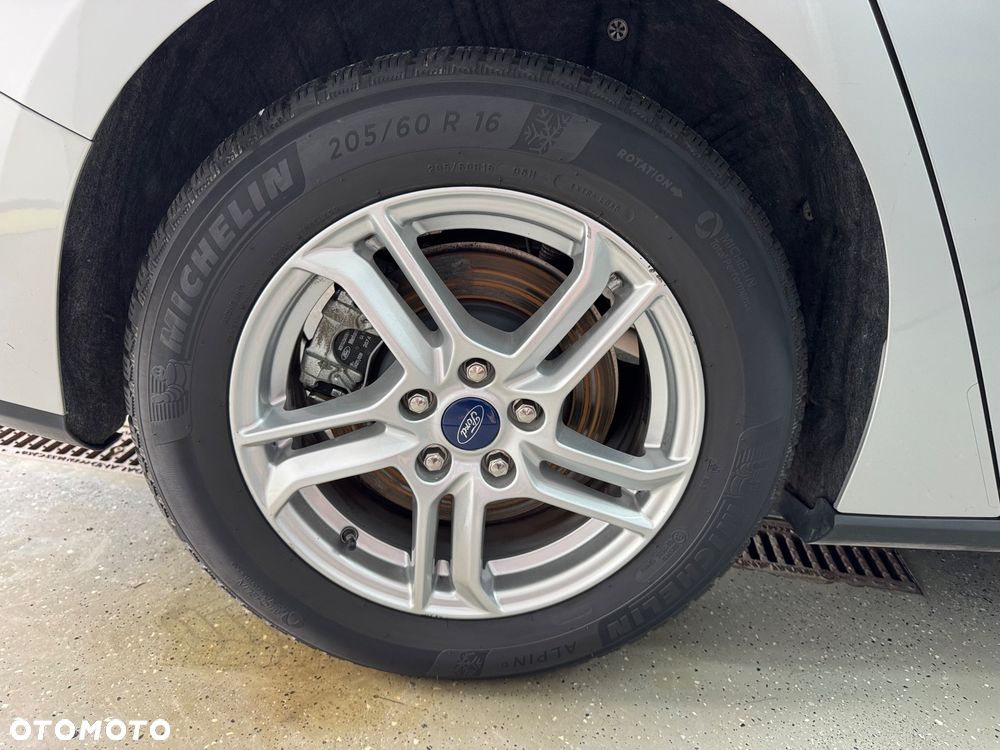 Ford Focus 1.5 EcoBlue Start-Stopp-System ACTIVE STYLE - 32