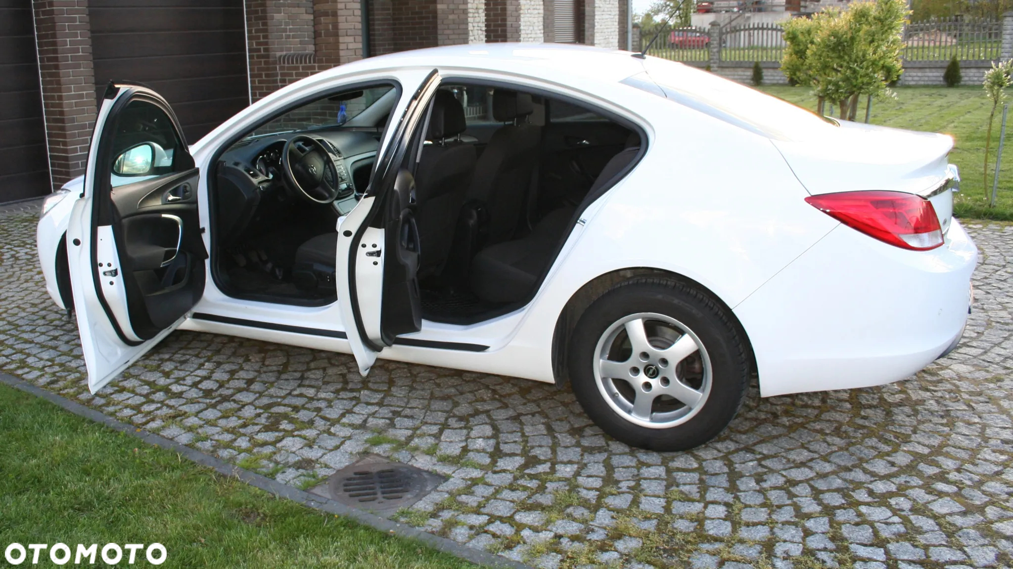Opel Insignia 1.6 - 20