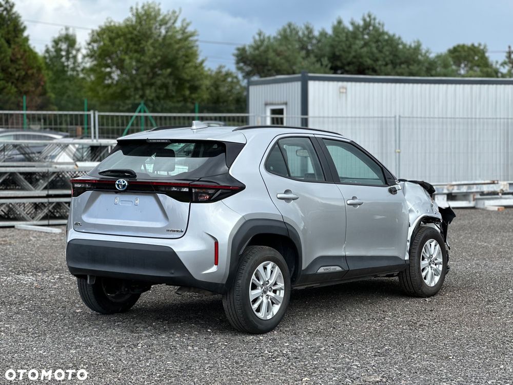 Toyota Yaris Cross - 12