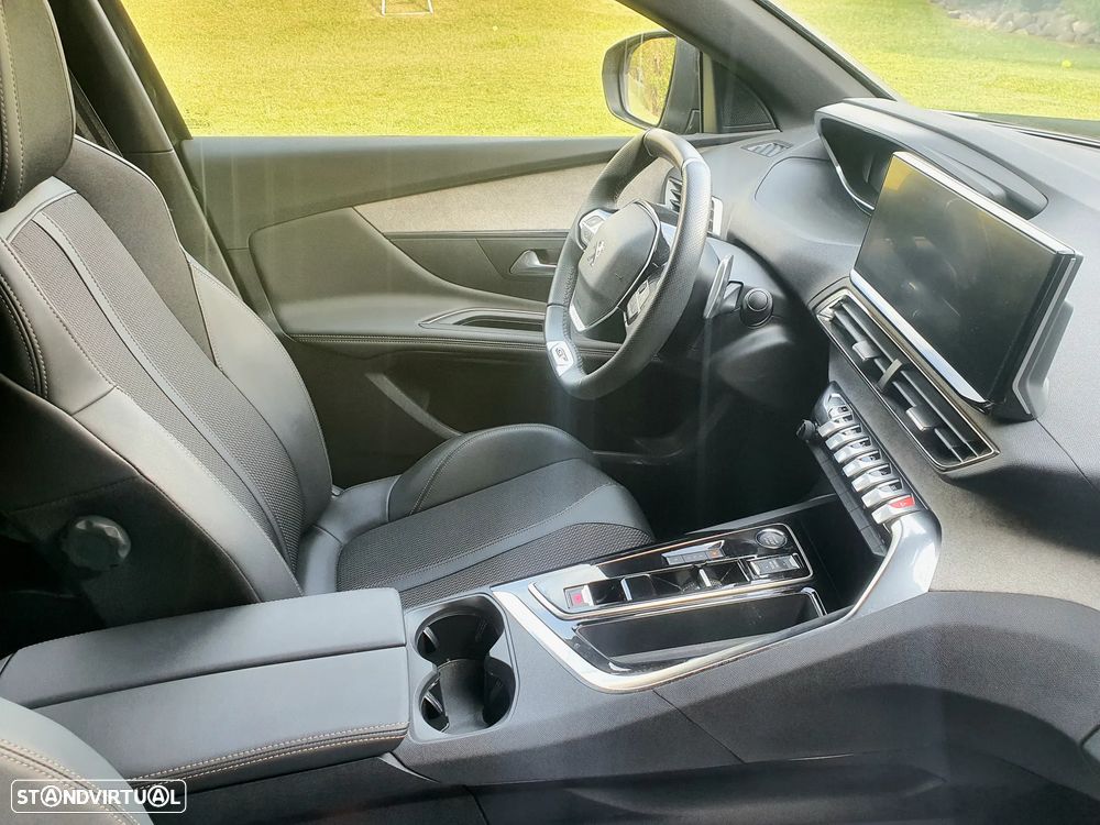 Peugeot 3008 1.6 Hybrid GT e-EAT8 - 3