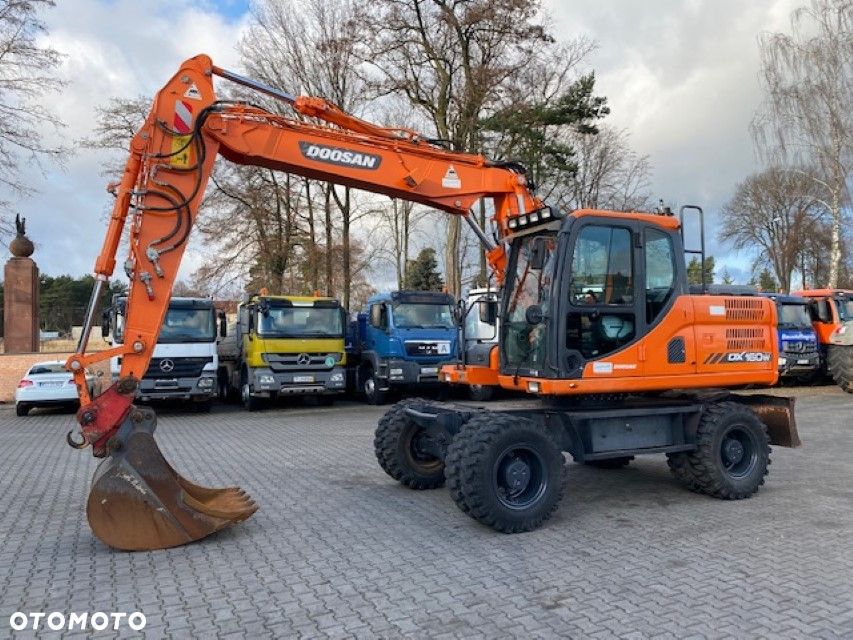 Doosan DX 160 W-3 koparka kołowa 17 ton, z Niemiec - 1