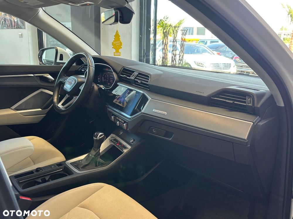 Audi Q3 Sportback - 36