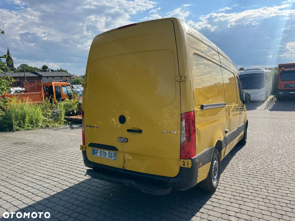 Mercedes-Benz Sprinter 311CDI 2022r. Klima L2H2 - 9
