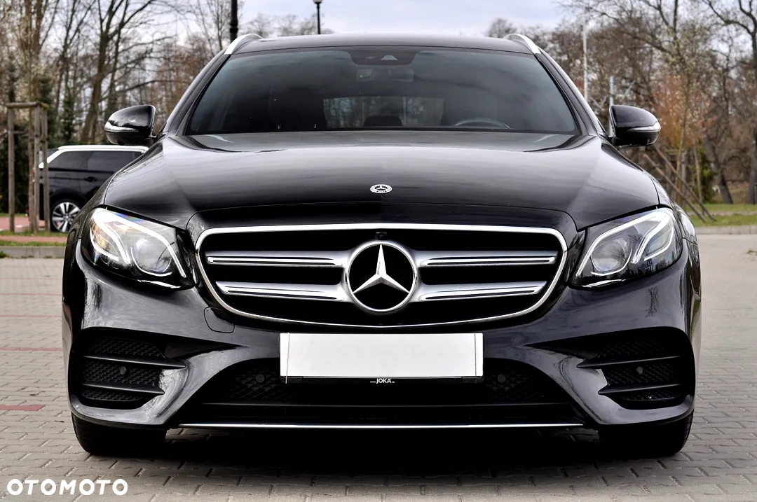 Mercedes-Benz Klasa E 200 T 9G-TRONIC AMG Line - 12