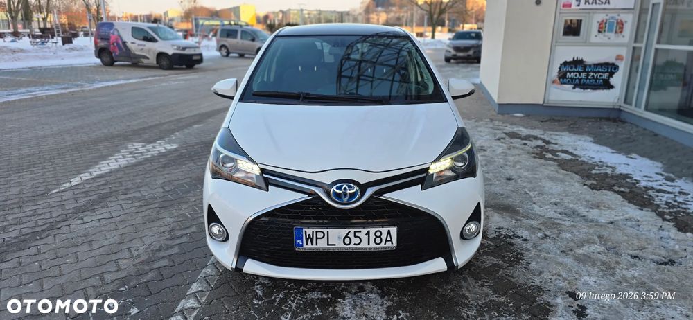 Toyota Yaris 1.5 VVT-i Lounge - 9