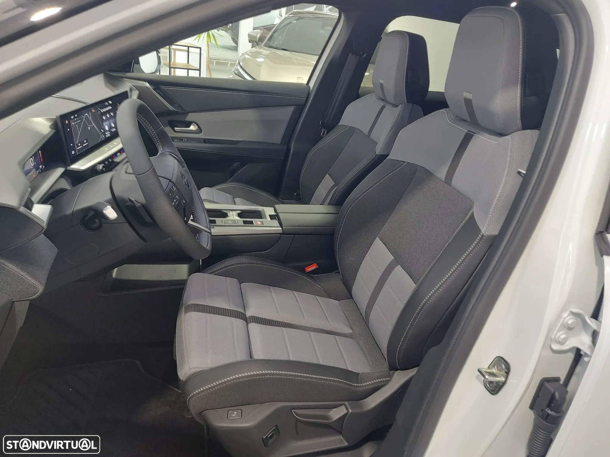 Opel Grandland 1.2 Hybrid GS eDCT - 23
