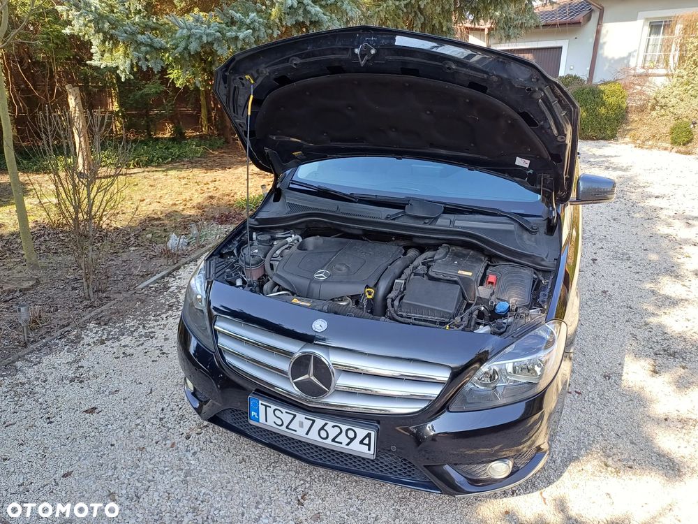 Mercedes-Benz Klasa B 180 CDI (BlueEFFICIENCY) 7G-DCT - 12