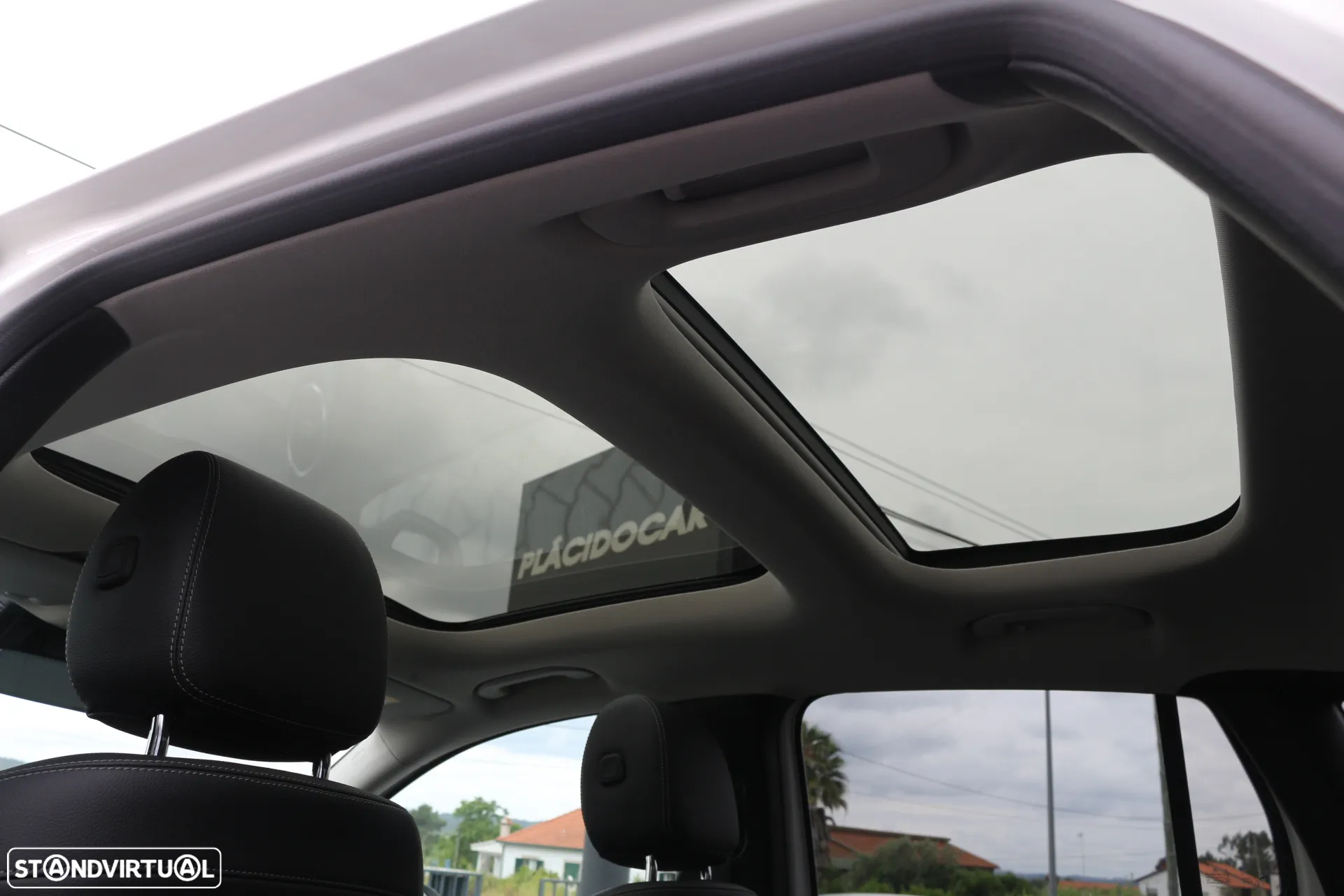 Mercedes-Benz GLA 250 e Progressive - 33