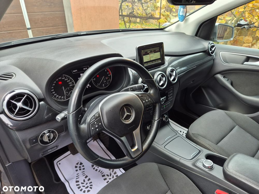 Mercedes-Benz Klasa B 180 d 7G-DCT Edition - 8