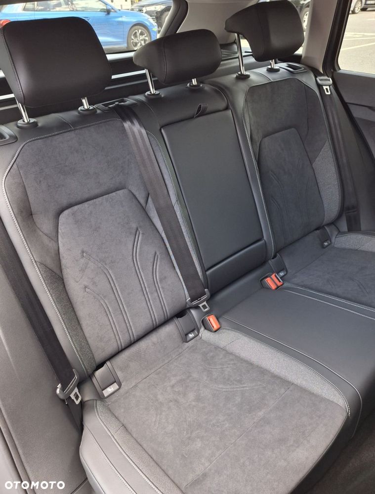 Volkswagen Golf - 17