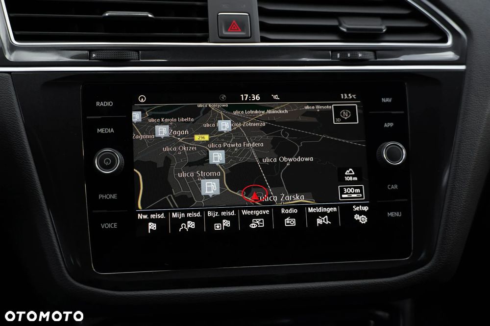Volkswagen Tiguan - 32