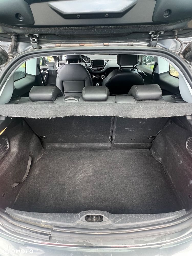 Peugeot 208 1.6 e-HDi Active STT - 8