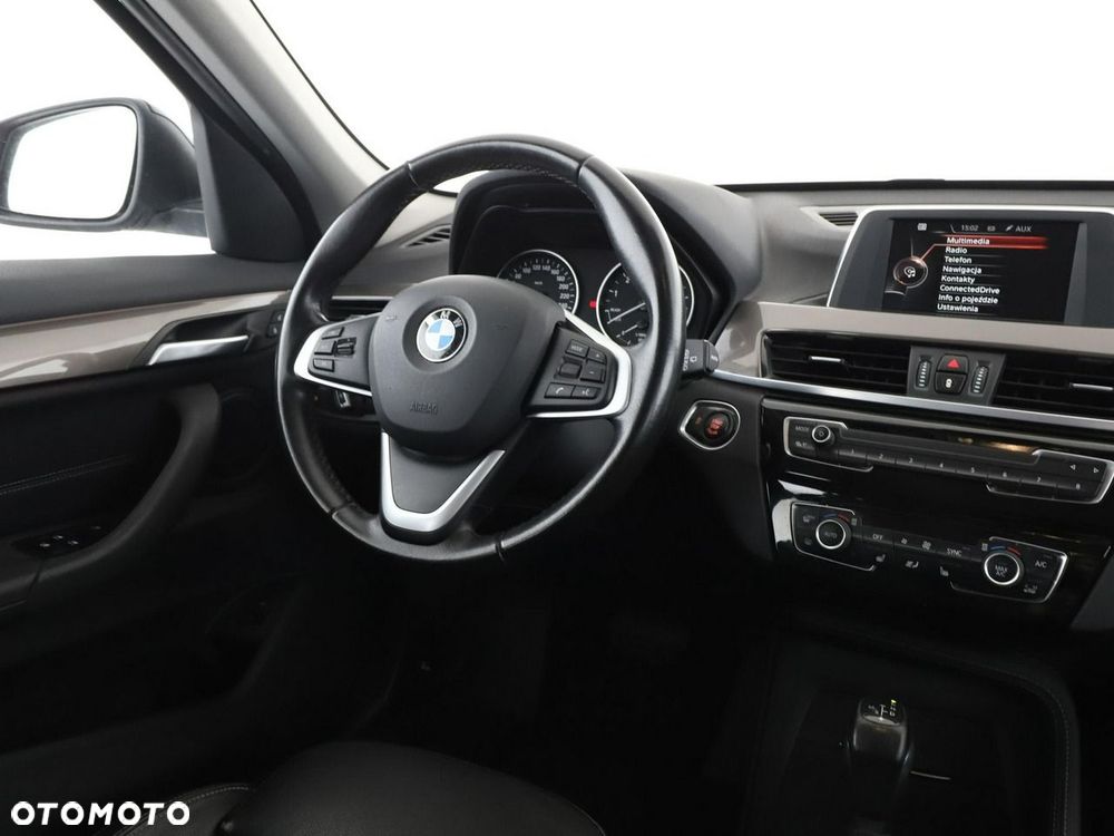 BMW X1 sDrive20i GPF xLine - 17