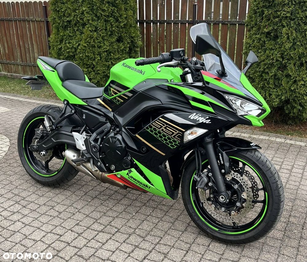 Kawasaki Ninja - 1