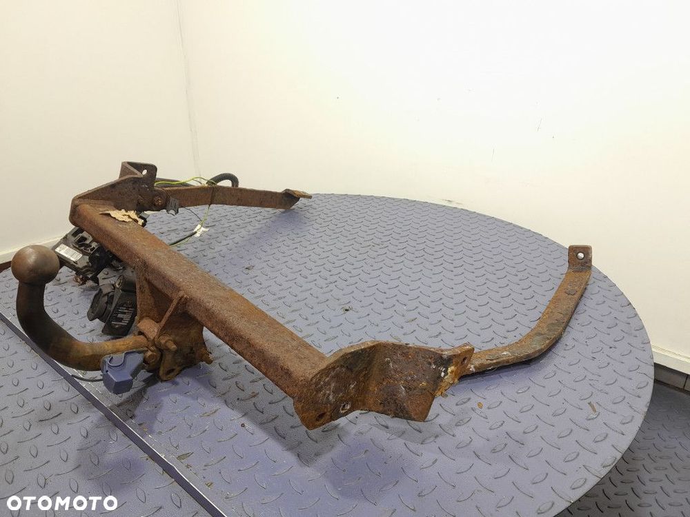 CITROEN C8 I HAK HOLOWNICZY DO PRZYCZEPY - 8