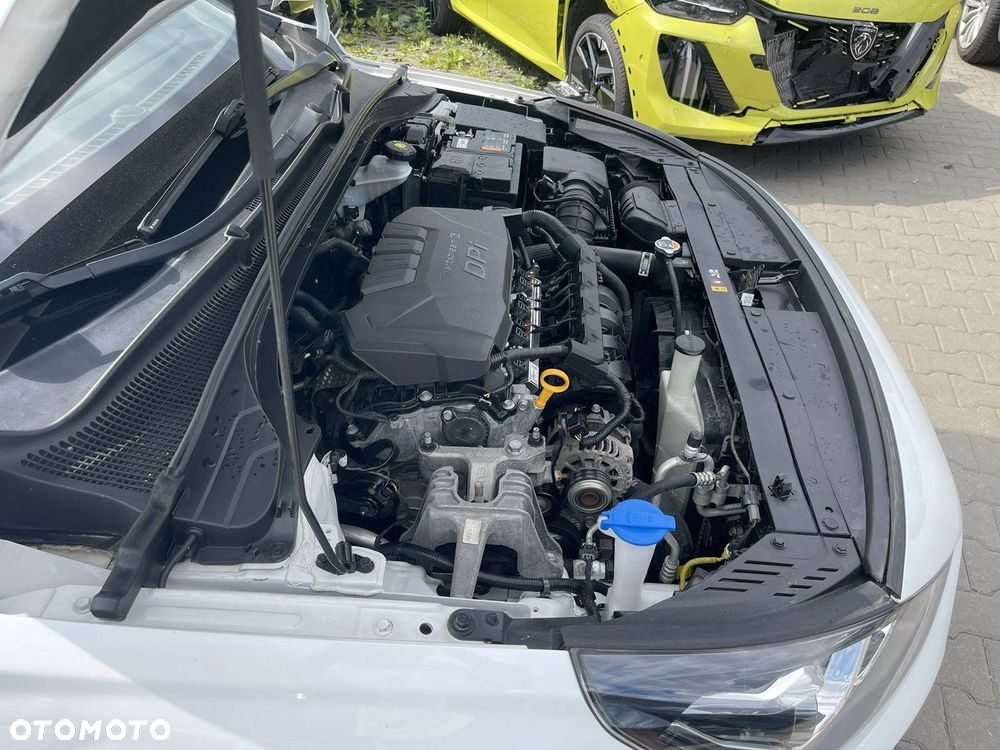Hyundai i30 1.5 Intro - 11