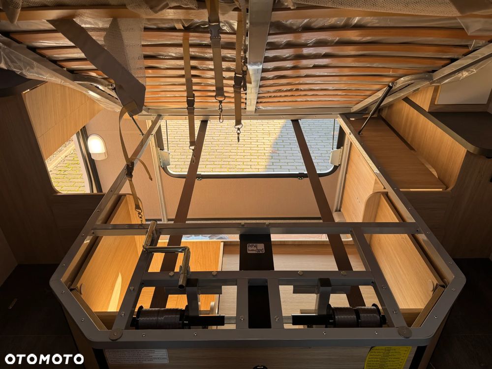 Ford Chausson 788 First Line - 16