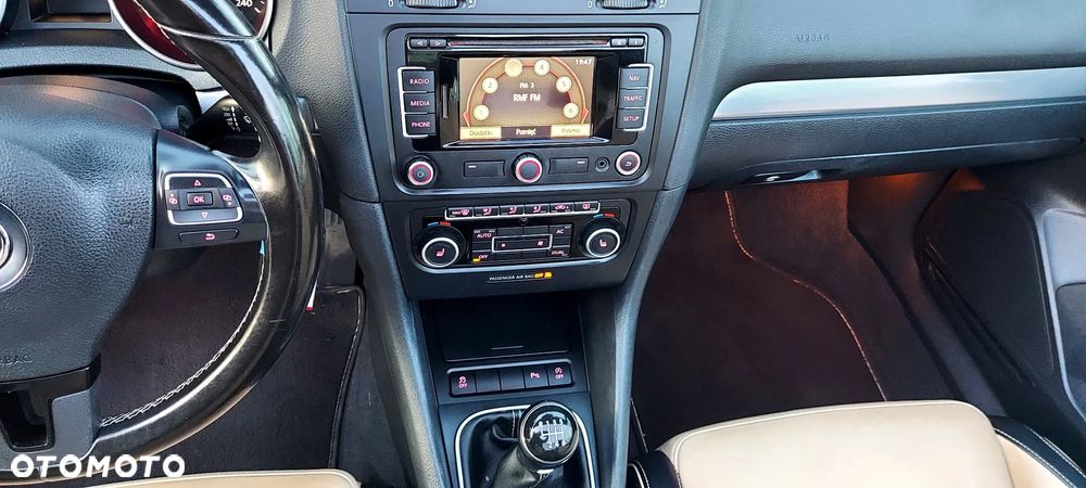 Volkswagen Golf 2.0 TDI Highline - 38