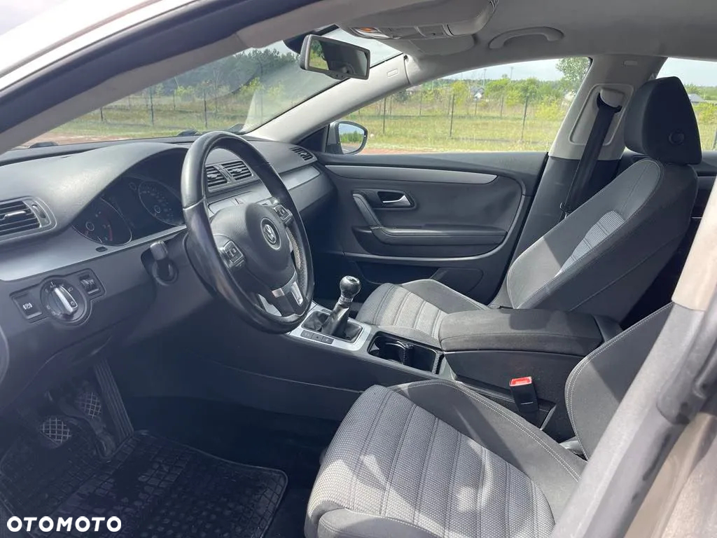 Volkswagen Passat CC 1.8 TSI - 13